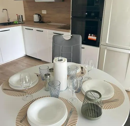 Modern Aparment In Moruse Compex With Free Parking Appartement *