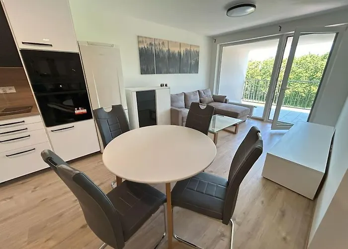 Modern Aparment In Moruse Compex With Free Parking Appartement