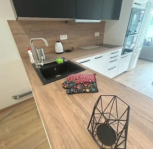 Modern Aparment In Moruse Compex With Free Parking Appartement *